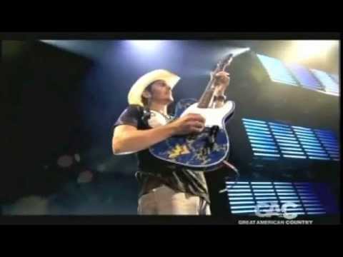 Brad Paisley Live Concert