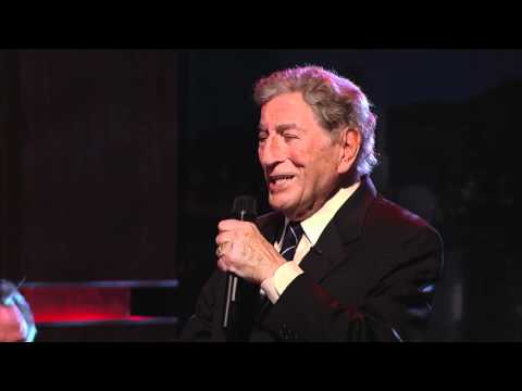 Tony Bennett Performs 