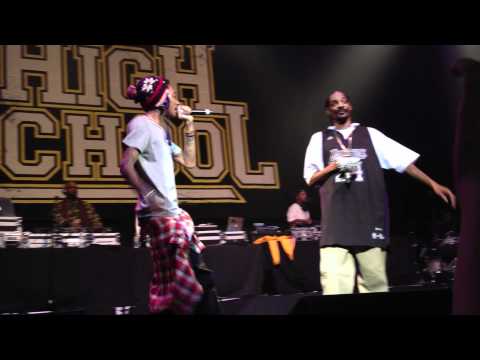 Snoop Dogg and Wiz Khalifa Smokin On Ft. Juicy J LIVE ATLANTA 1080p HD