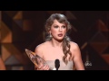 Taylor Swift Wins Entertainer Of The Year - CMA Awards 2011