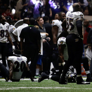 Baltimore Ravens players, Power Outage, Superbowl