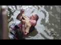 !!FATHER SAVES 2-YEAR-OLD AFTER SHE SLIPPED AND FELL INTO NEW YORK'S EAST RIVER!!