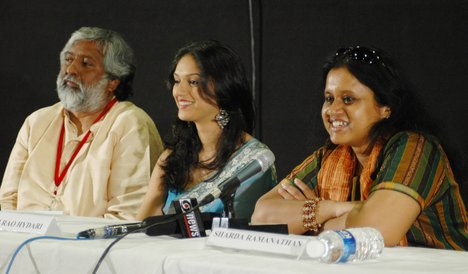 Sharada Ramanathan, Aditi Rao Hydari and Madhu Ambut.