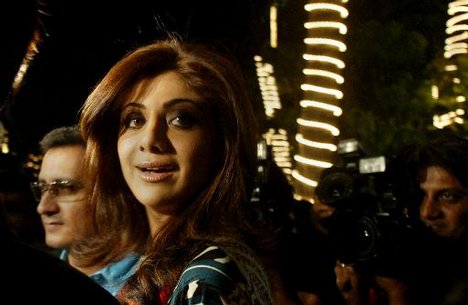 Bollywood actor Shilpa Shetty, center, winner of the British reality TV show "Celebrity Big Brother", arrives at the launch of the soundtrack of the Bollywood film 'Life in a Metro' in Mumbai, India, Friday, March 23, 2007. Shetty stars in the film that features stories that run parallel, set in the backdrop of a metropolis.