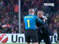 AGRESION DE VICTOR VALDES A MOURINHO