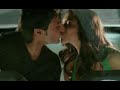 Saif and Deepika car smooch - Love Aaj Kal