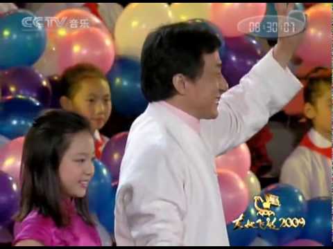 成龍 Jackie Chan sings Country Live 2009