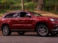 Car Tech - 2014 Jeep Grand Cherokee