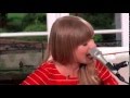 Taylor Swift - 22 (Acoustic) Live