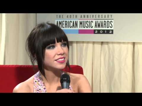 Carly Rae Jepsen - Backstage At The 2012 AMAs