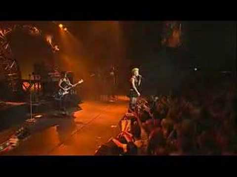 P!nk Live AVO Session 2006 Basel Swiss - Whats Up