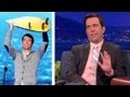 Ed Helms' Right Armpit Sweats A LOT