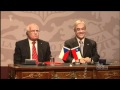 168 hodin - Pero z Chile - Václav Klaus krade - Czech President steals pen