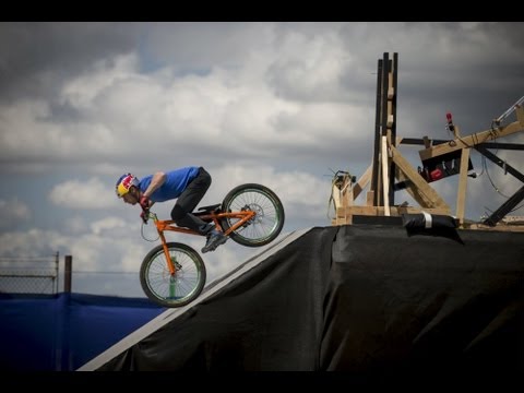 The Athlete Machine - Red Bull Kluge