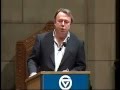 Christopher Hitchens on deism vs theism