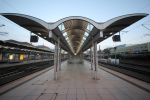 
Große Ehre für den Mainzer Hauptbahnhof, der momentan auch zu Rushhour-Zeiten Gelassenheit und Ruhe ausstrahlt
