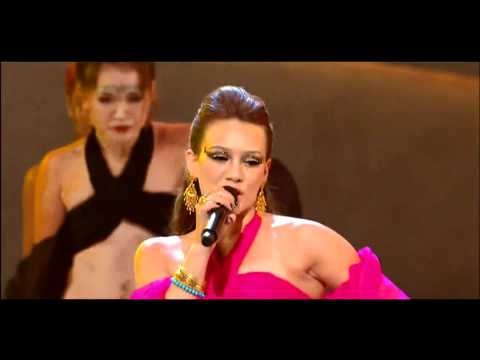 Hilary Duff - Stranger (Live @ So You Think You Can Dance)