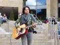 KT Tunstall busking in Glasgow - The Herald videos