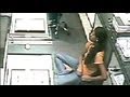 Caught on camera: Girl steals diamonds worth Rs. 25 lakh from Jaipur showroom