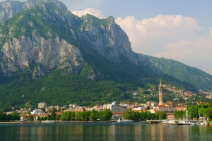 
Lecco liegt an der südöstlichen Ecke des Comer Sees. Die Basilika San Nicolò ist eine der Sehenswürdigkeiten in dem 50.000-Einwohner-Städtchen
