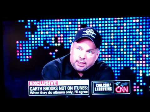 Garth Brooks wants to talk to Paul McCartney x