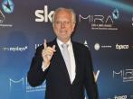 Sky-Comedian Harald Schmidt spricht im SPORT BILD-Interview über Rekordmann Bale, macht Özil Mut und glaubt an Klose bei der WM 2022