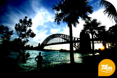 Sydney buffeted by strong winds all afternoon