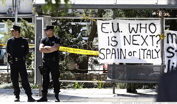 130318115052-cyprus-protests-police-620xa