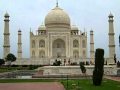 Guided tour of the Taj Mahal in Agra, India