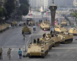 Egypt: Hundreds dead as military tries to consolidate power