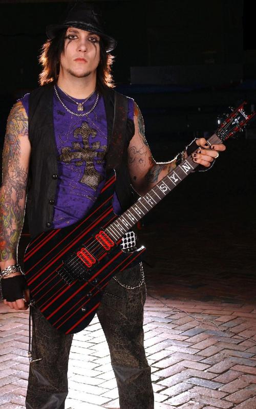 Synyster Gates