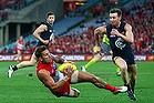 Jesse White of the Swans marks during the first semi-final against Carlton last month.