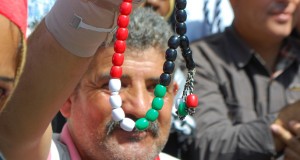 Photos: Activists in Gaza form human chain for Palestinian detainees