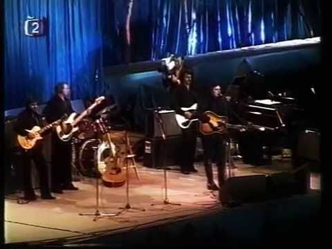 Johnny Cash živě ve sportovní hale v Praze 1978