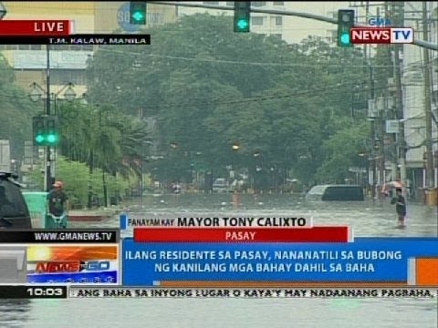 NTG: Ilang residente sa Pasay, nananatili sa bubong ng kanilang mga bahay dahil sa baha