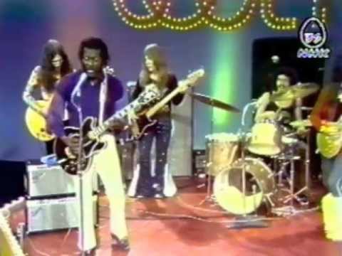 Chuck Berry - Roll 'Em Pete, Live on Soul Train 1973