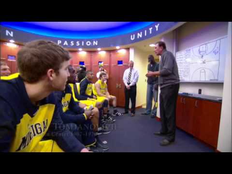 The Journey 2012 Bonus: Phil Hubbard and Rudy Tomjanovich Visit Michigan's Locker Room