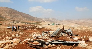 Shelter and water tank demolished in the village of Tawayel