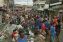 Philippines: signs of normality amid debris (Thumbnail)