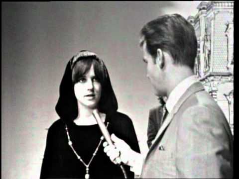 Dick Clark Interviews Jefferson Airplane - American Bandstand 1967