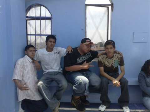 Barrio underground - chis Ft. strabo