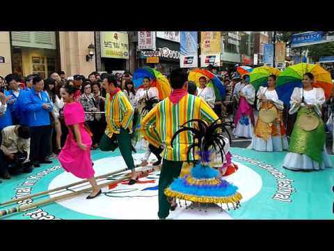 CHEONAN WORLD DANCE FESTIVAL Philippine dance team  명동 천안 흥타령 축제