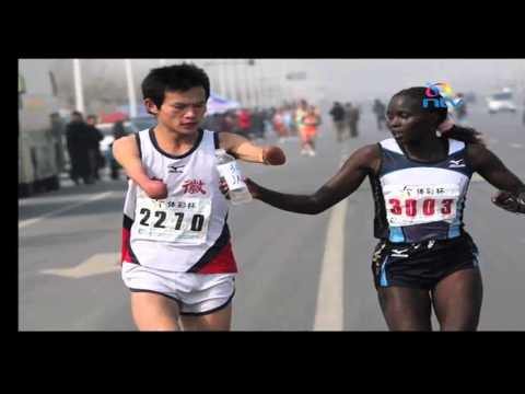 Kenyan Spirit: Kenyan athlete gave up winning to help colleague