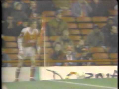 1994 (April 19) Arsenal 1 -Wimbledon 1 (English Premier League)