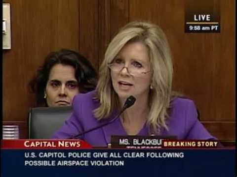 Rep. Blackburn Questions Al Gore on Charitable Giving