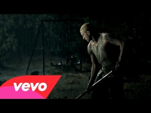 Eminem - Cleanin' Out My Closet