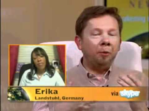 Eckhart Tolle con Oprah Winfrey en español habla sobre el libro 'UNA NUEVA TIERRA' clase 01 de 10