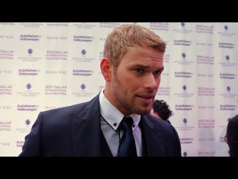 Kellan Lutz INTERVIEW (Java Heat, TWILIGHT SAGA, Tarzan 3D)