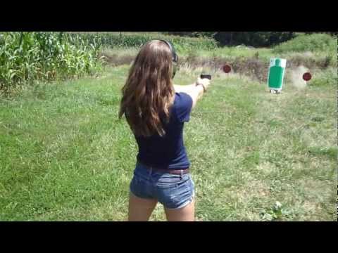 Erika cant shoot a Glock!! But she looks good with the gun haha