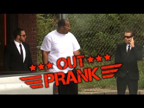 OUT PRANK - Paranoid - JackValeFilms vs. RomanAtwood